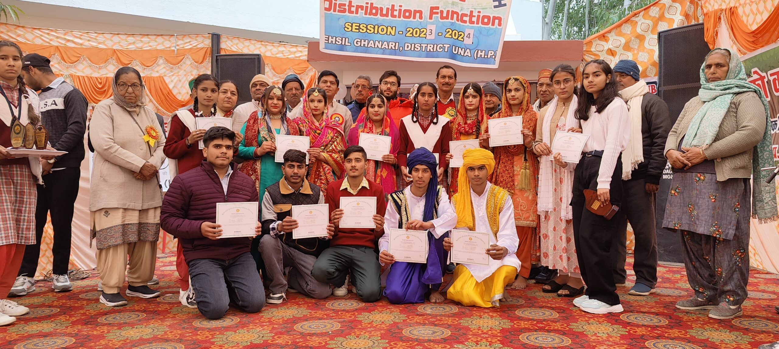 बजट सेशन में शिक्षा ही मेरा केंद्रीय मुद्दा - चैतन्य शर्मा जोह स्कूल में विधायक ने सम्मानित किए मेधावी